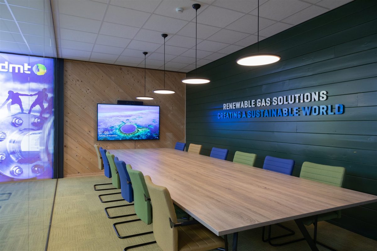 DMT Environmental Technology – interieurontwerp door VORMule