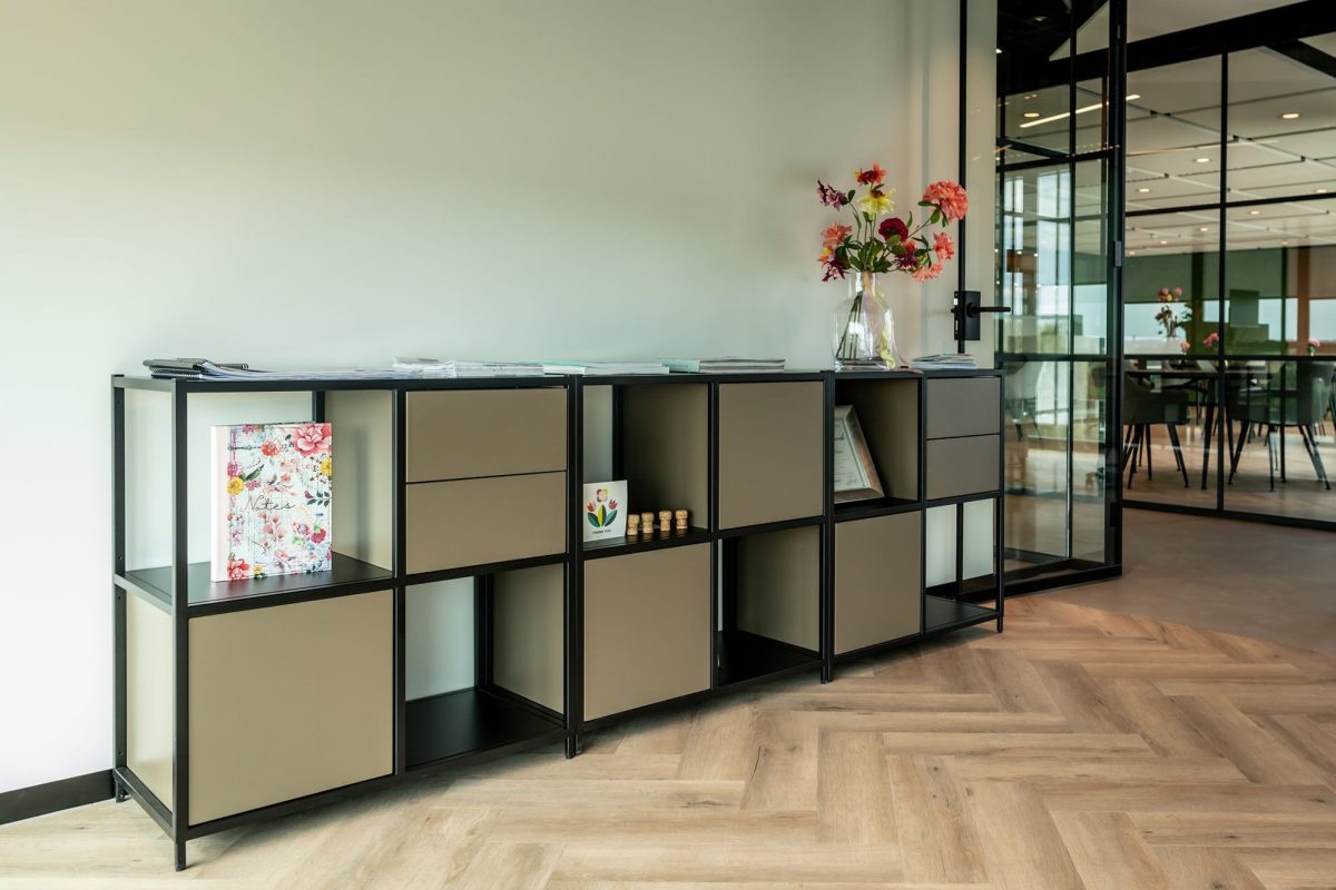 Paperclip – interieurontwerp door VORMule
