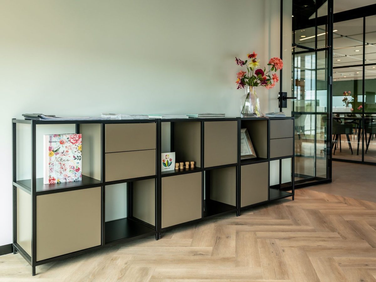 Paperclip – interieurontwerp door VORMule